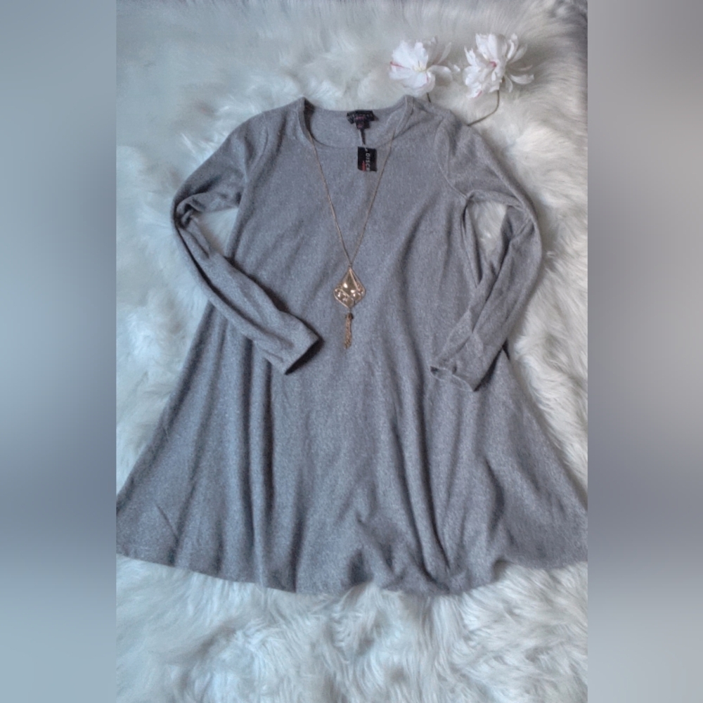 Discreet Sweater Dress With Built-in Necklace Size L